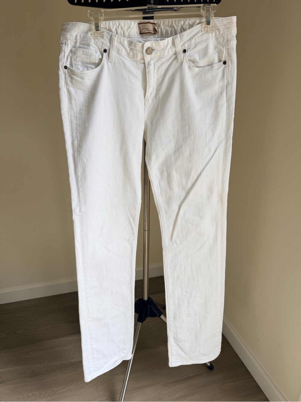 PAIGE Women's Straight-Leg Jeans in White size 31 Melrose